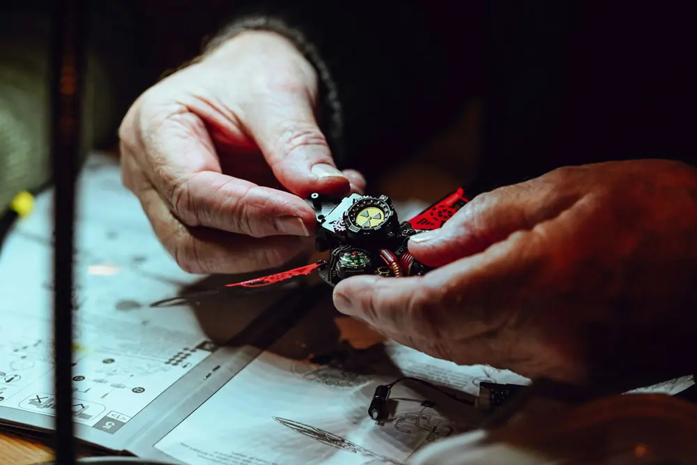 mais construisant un kit de construction